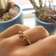 Anillo con lacito y brillantes - Imagen 3