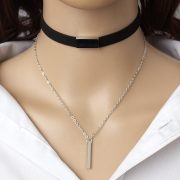 Choker con aplique metálico y cadena de barra - Imagen 2